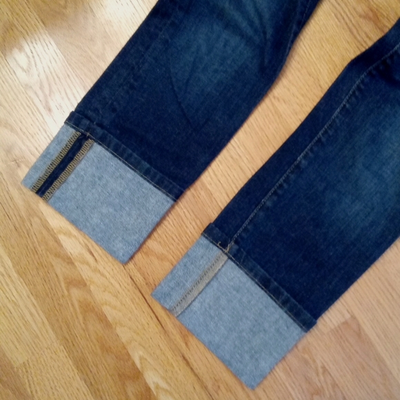 Joe's Jeans Matty Cuffed Cropped Jean W25 - Picture 8 of 9